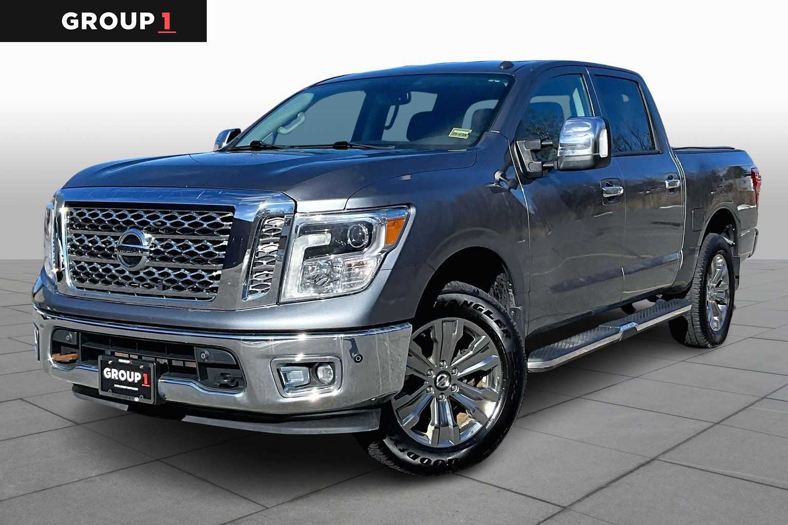 2018 Nissan Titan SL Crew Cab 4WD