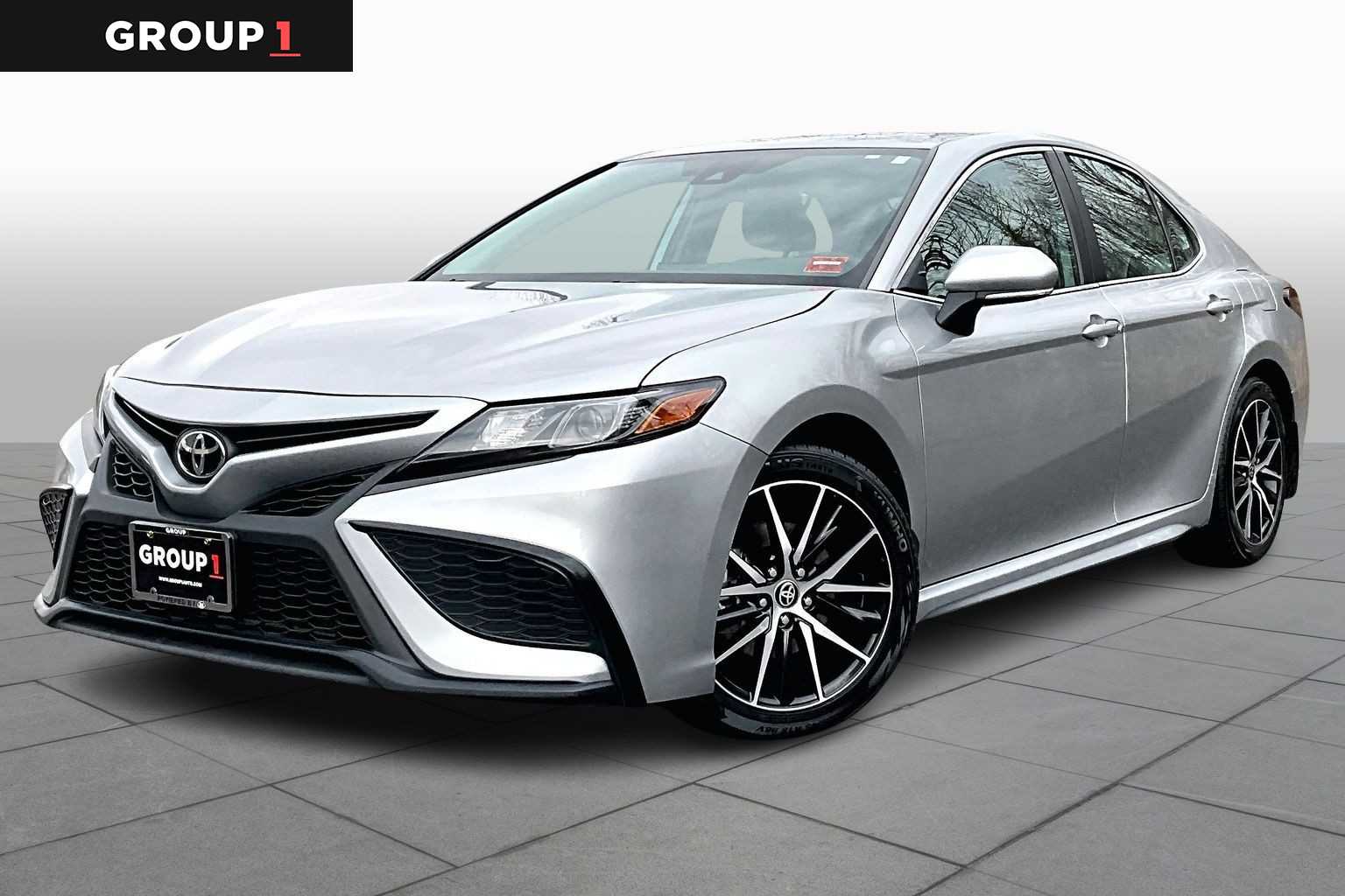 2024 Toyota Camry SE AWD
