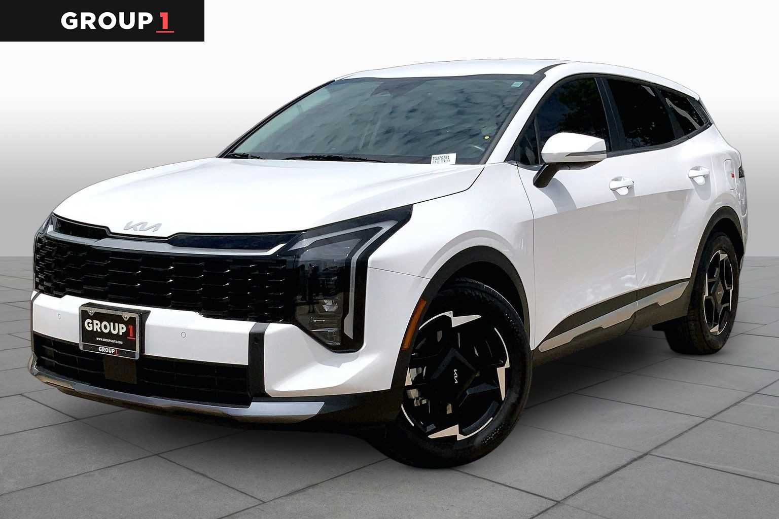 Glacial White 2026 Kia Sportage SUV / Crossover Front-Wheel Drive 8-Speed Automatic