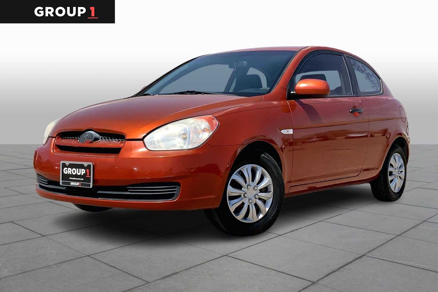 2010 Hyundai Accent GS 2-Door Hatchback FWD