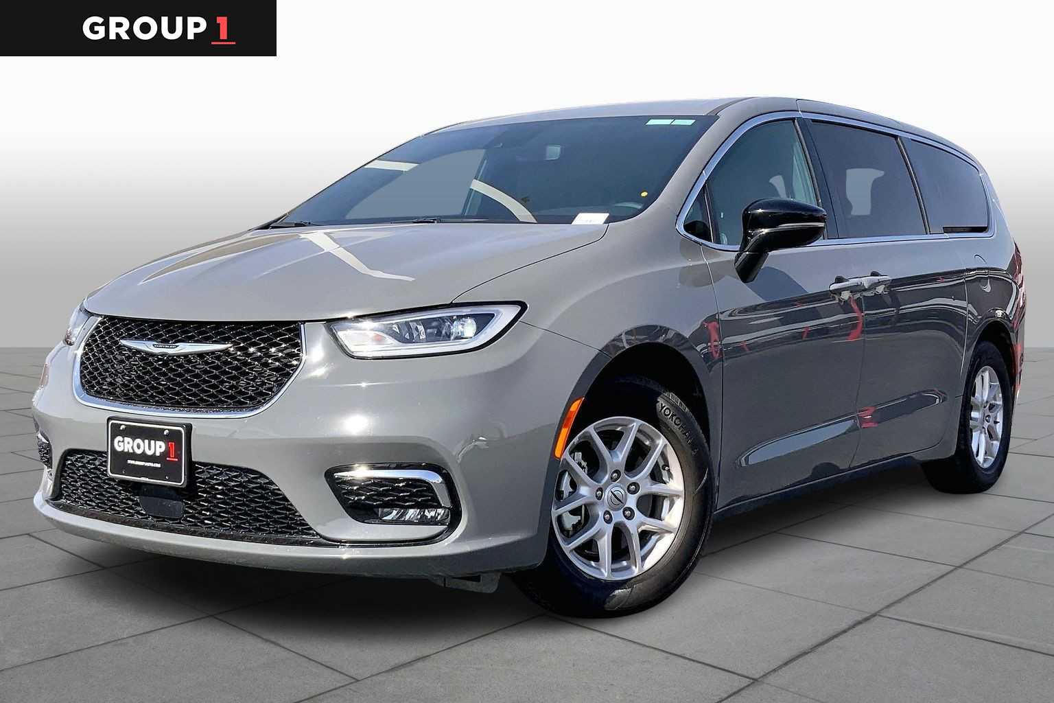 2025 Chrysler Pacifica Select FWD