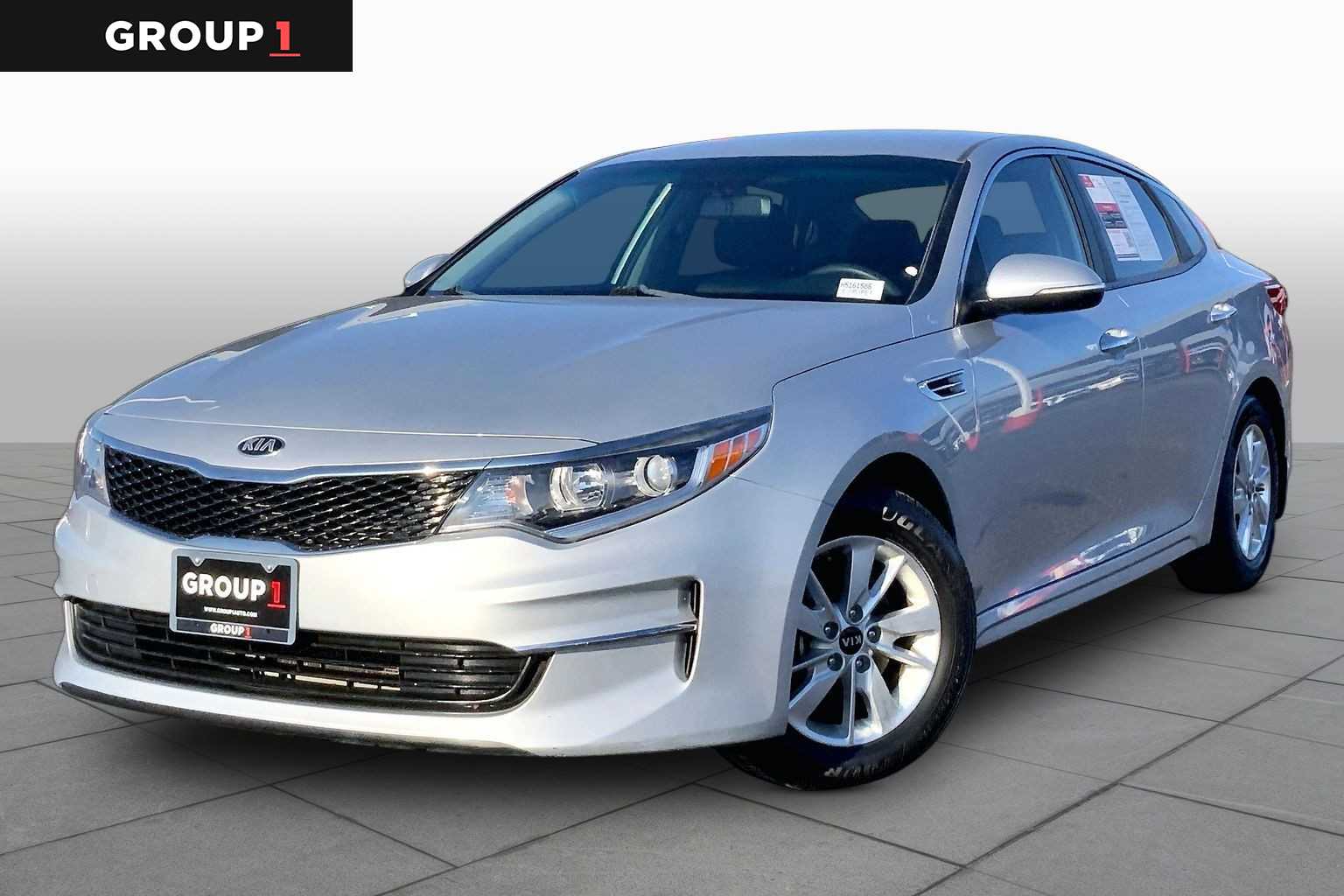  2017 Kia Optima LX   