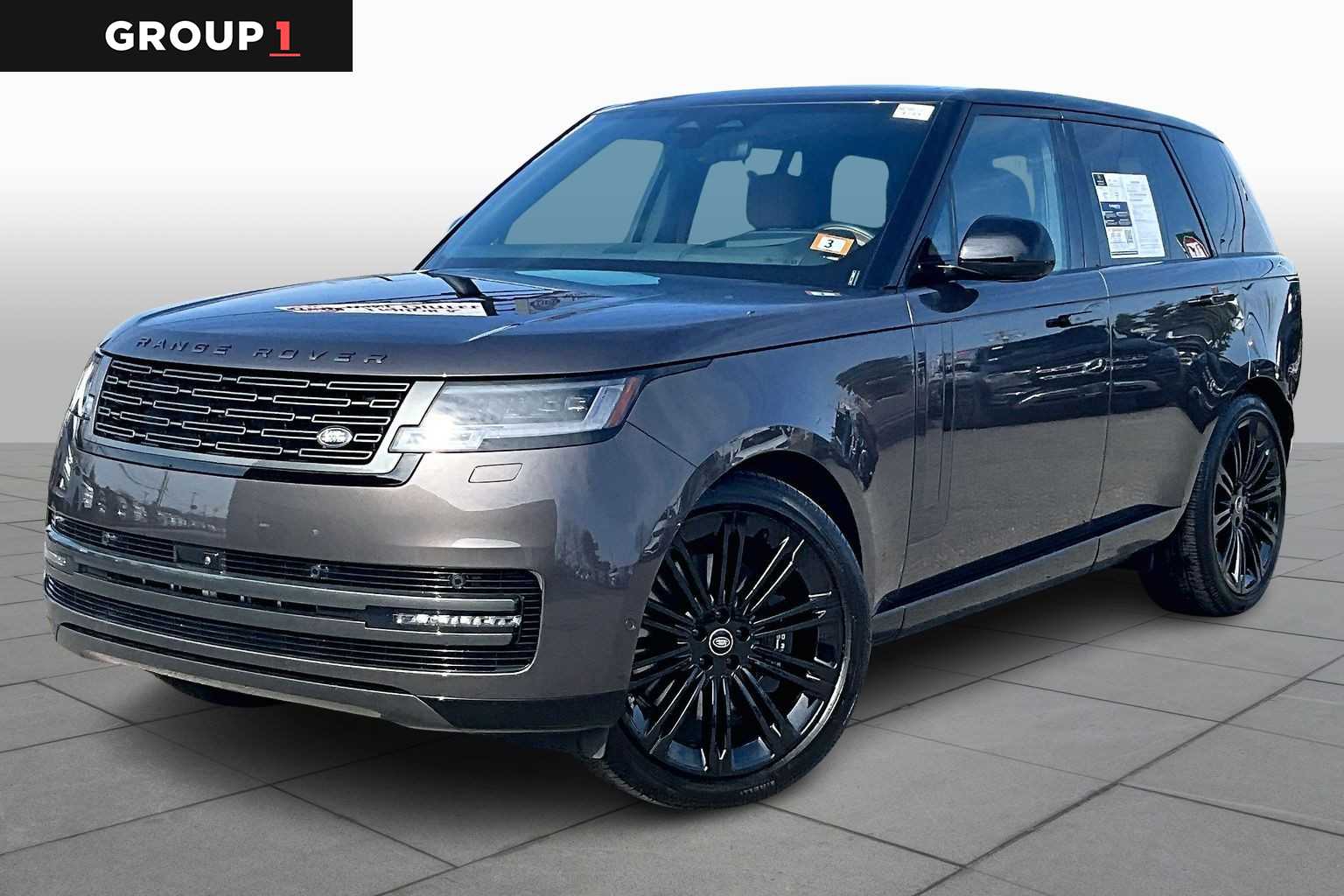 2025 Land Rover Range Rover P530 SE AWD