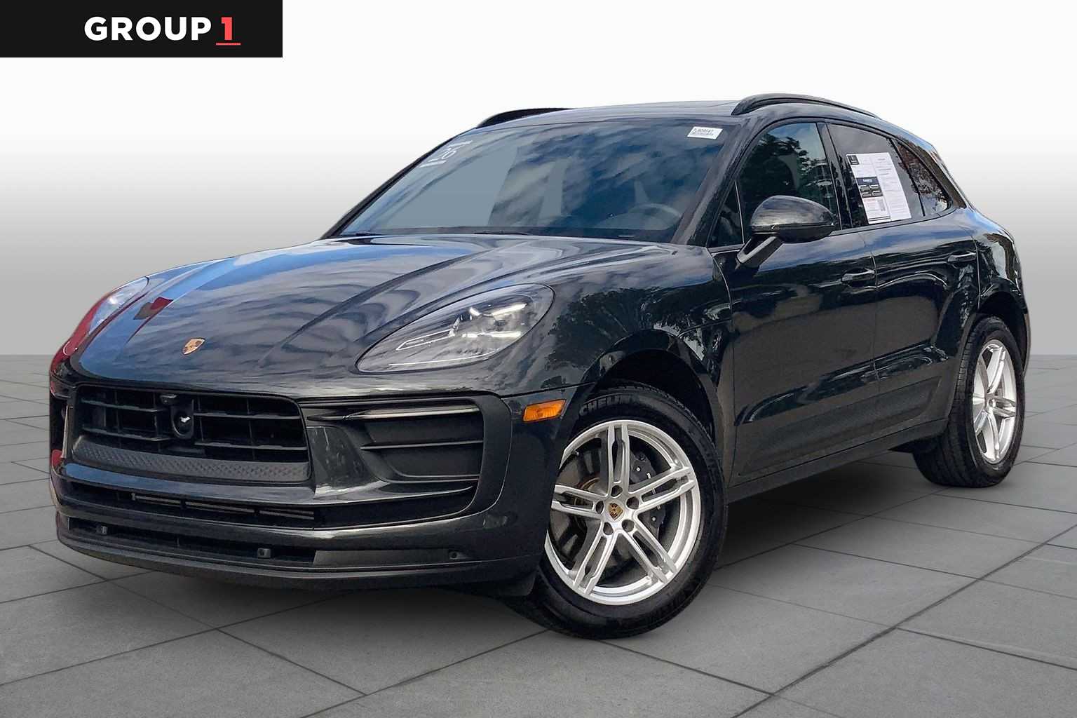  2026 Porsche Macan AWD   