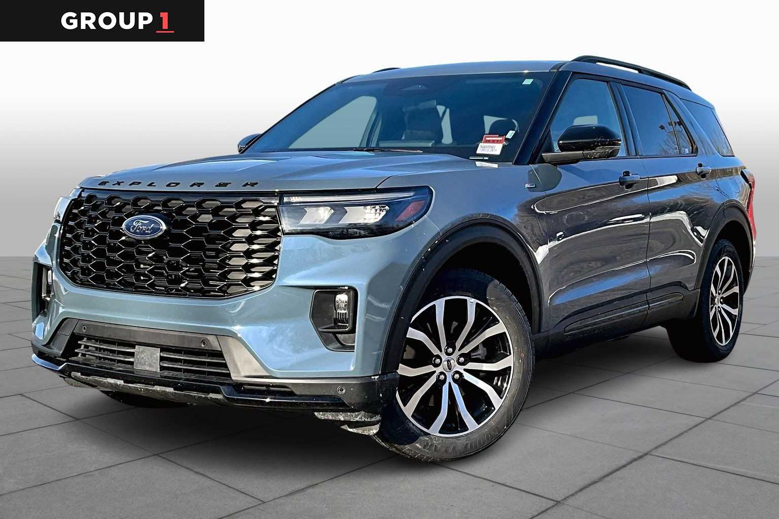 2025 Ford Explorer ST-Line AWD