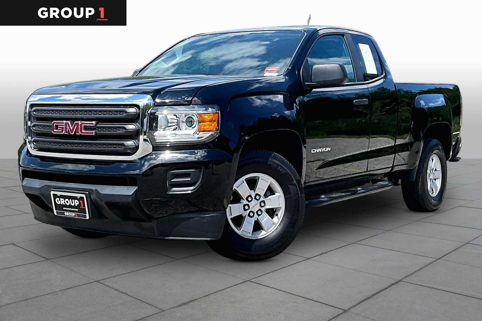 Onyx Black 2017 GMC Canyon Pickup Truck 4X2 6-Speed Manual