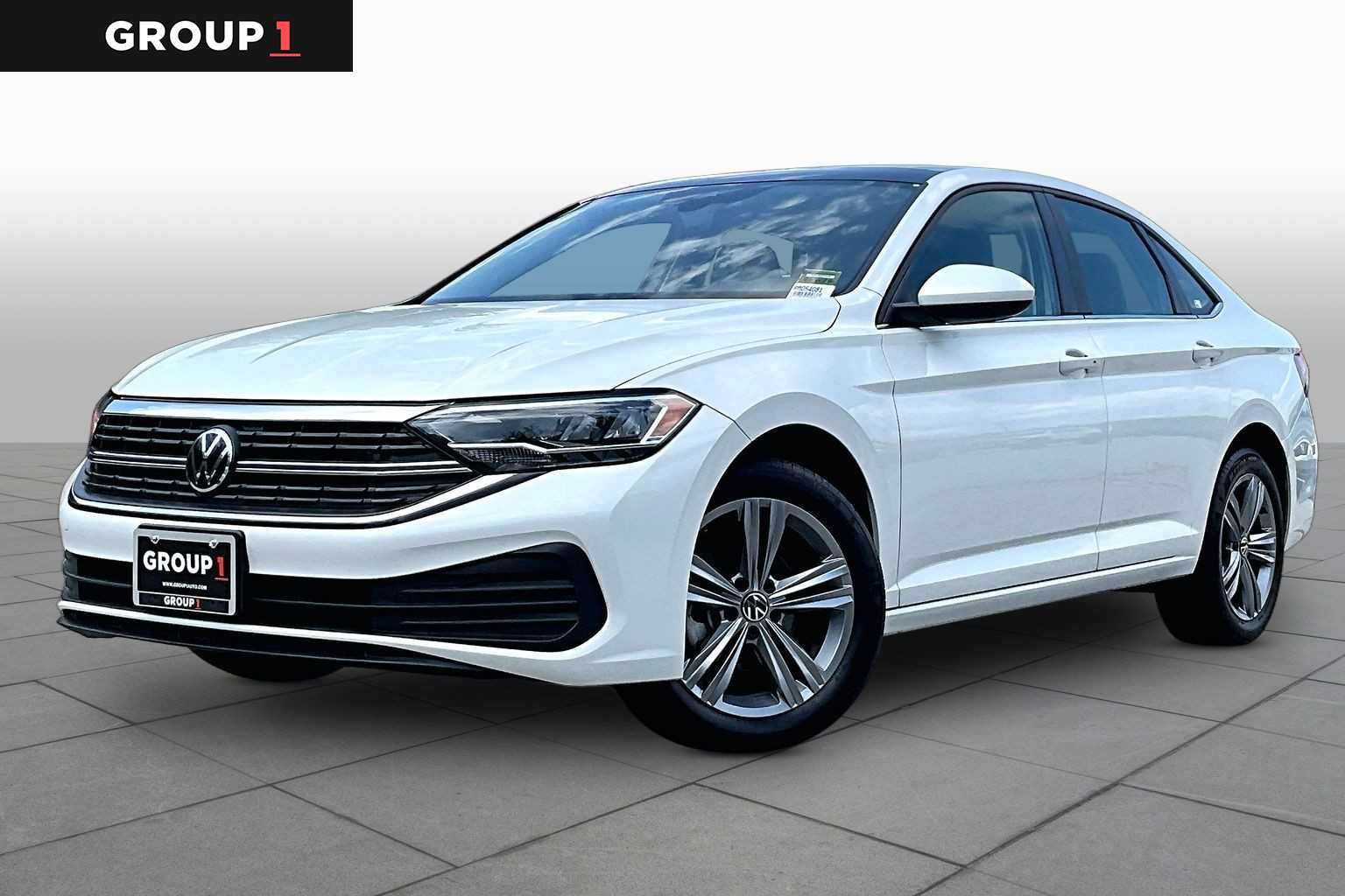 Opal White Pearl 2023 Volkswagen Jetta Sedan Front-Wheel Drive 8-Speed Automatic