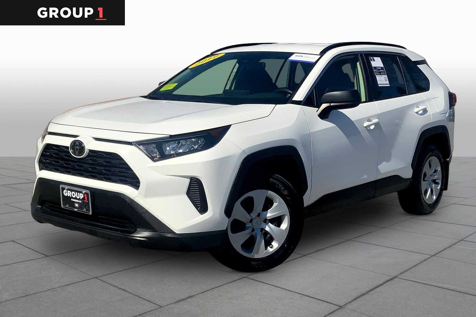 Super White 2019 Toyota RAV4 LE AWD SUV / Crossover All-Wheel Drive 8-Speed Automatic