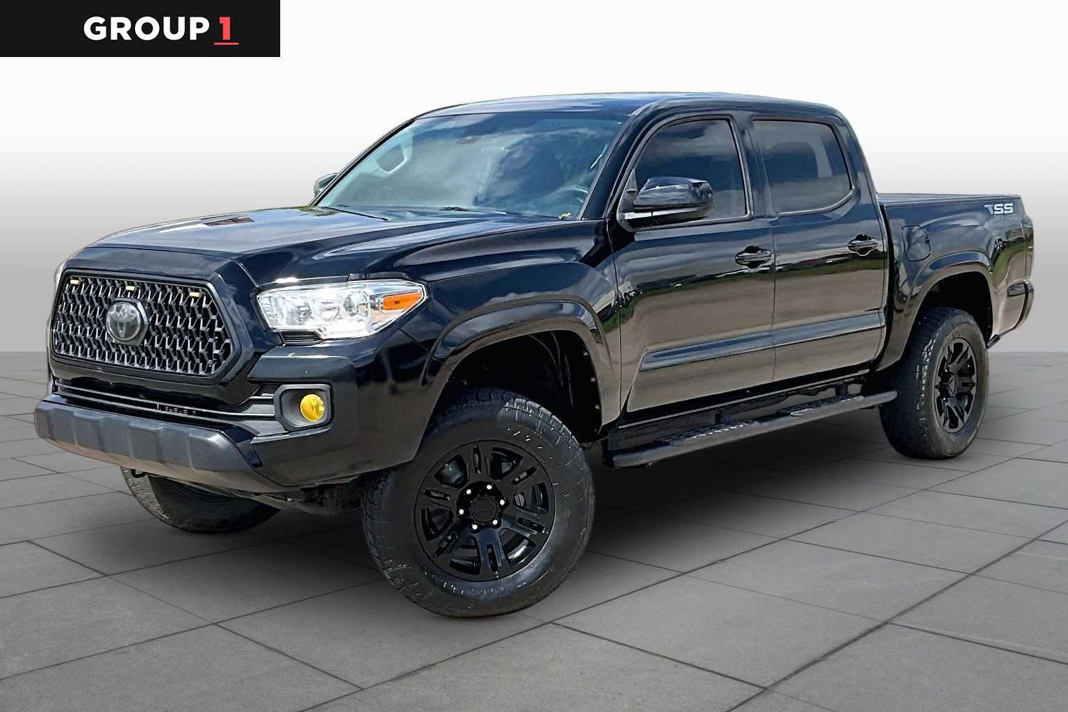 Midnight Black Metallic 2022 Toyota Tacoma Pickup Truck 4X2 6-Speed Automatic