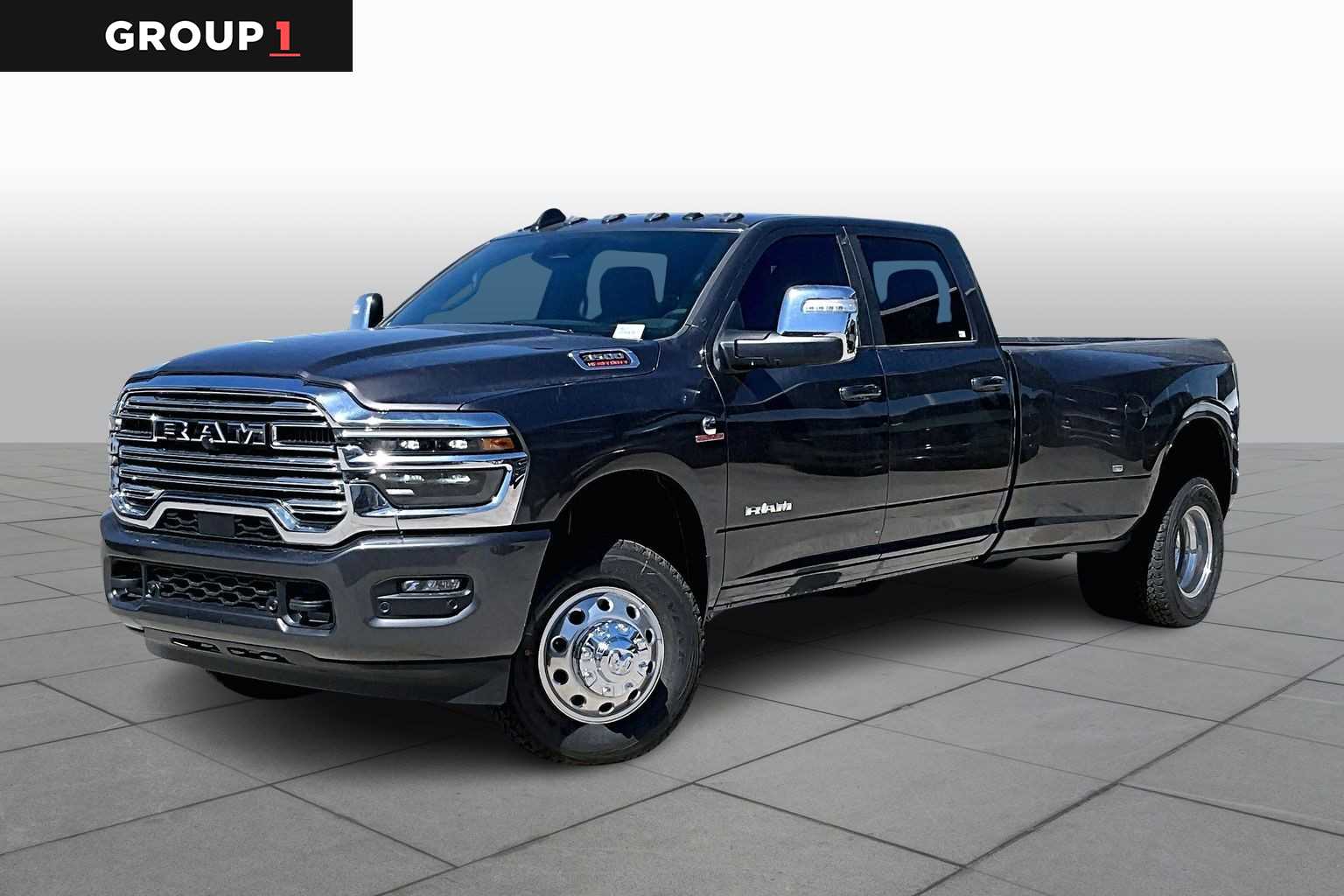 2026 RAM 3500 Laramie Crew Cab LB DRW 4WD