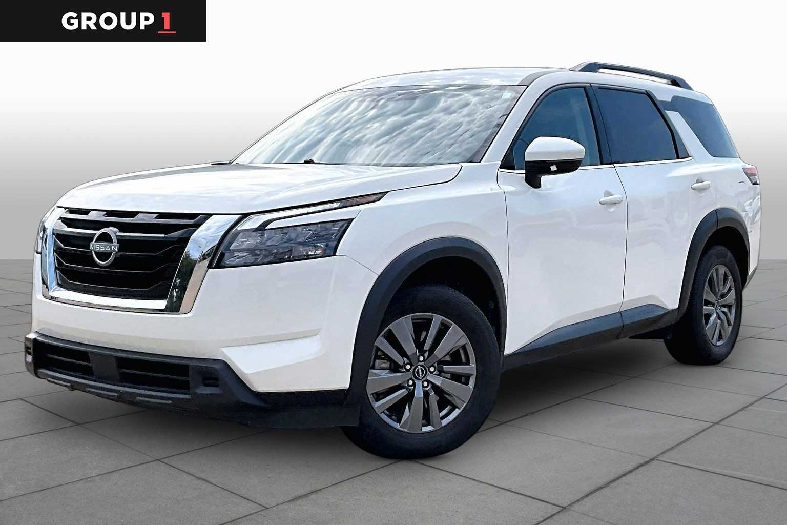 Glacier White 2025 Nissan Pathfinder SUV / Crossover All-Wheel Drive Automatic