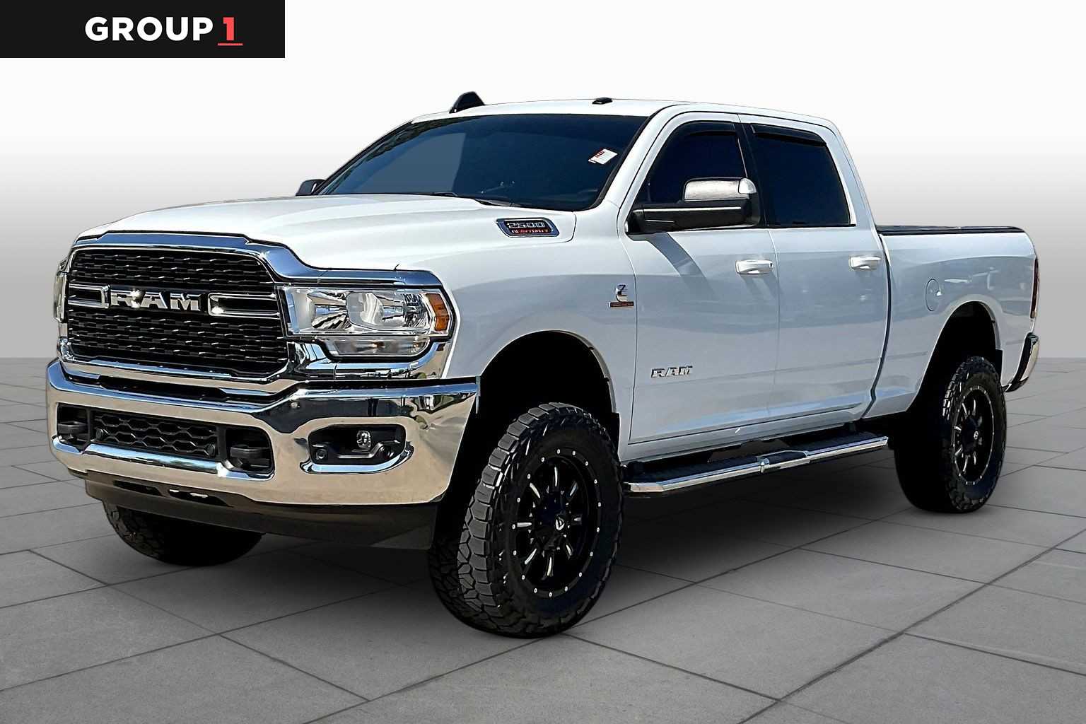 2022 RAM 2500 Big Horn Crew Cab 4WD