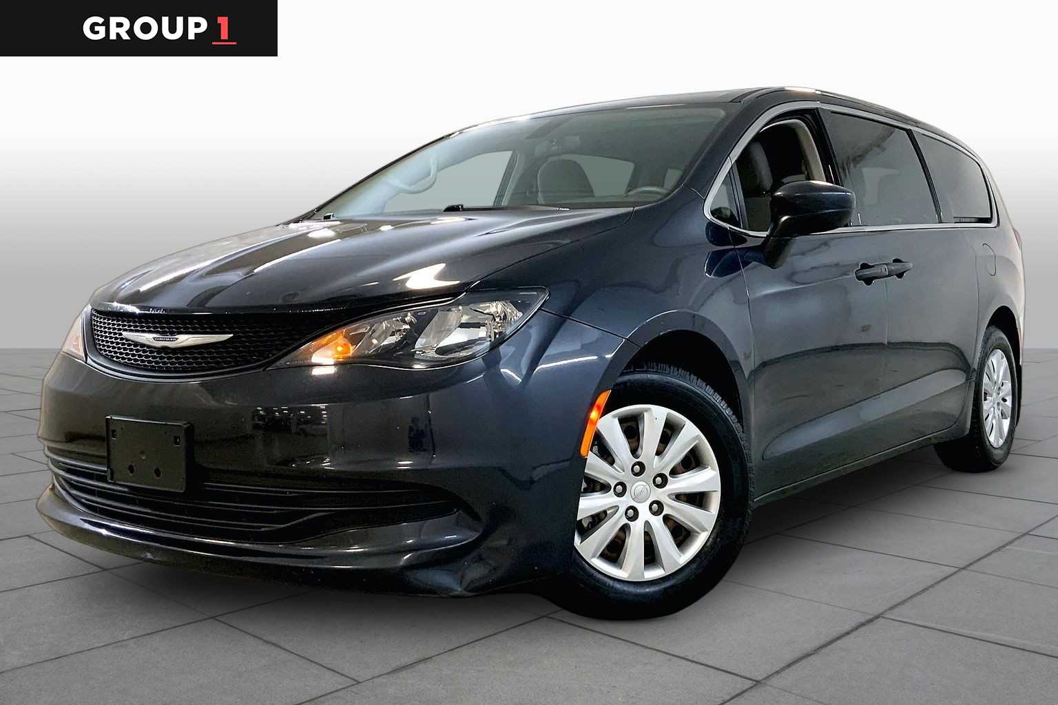  2019 Chrysler Pacifica L FWD   