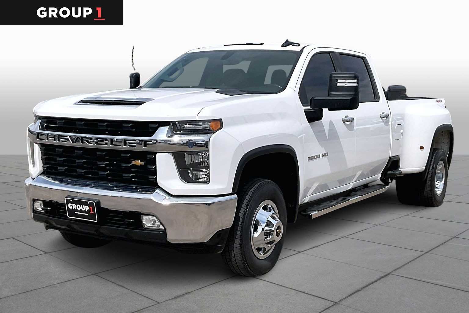 2022 Chevrolet Silverado 3500HD LT Crew Cab 4WD