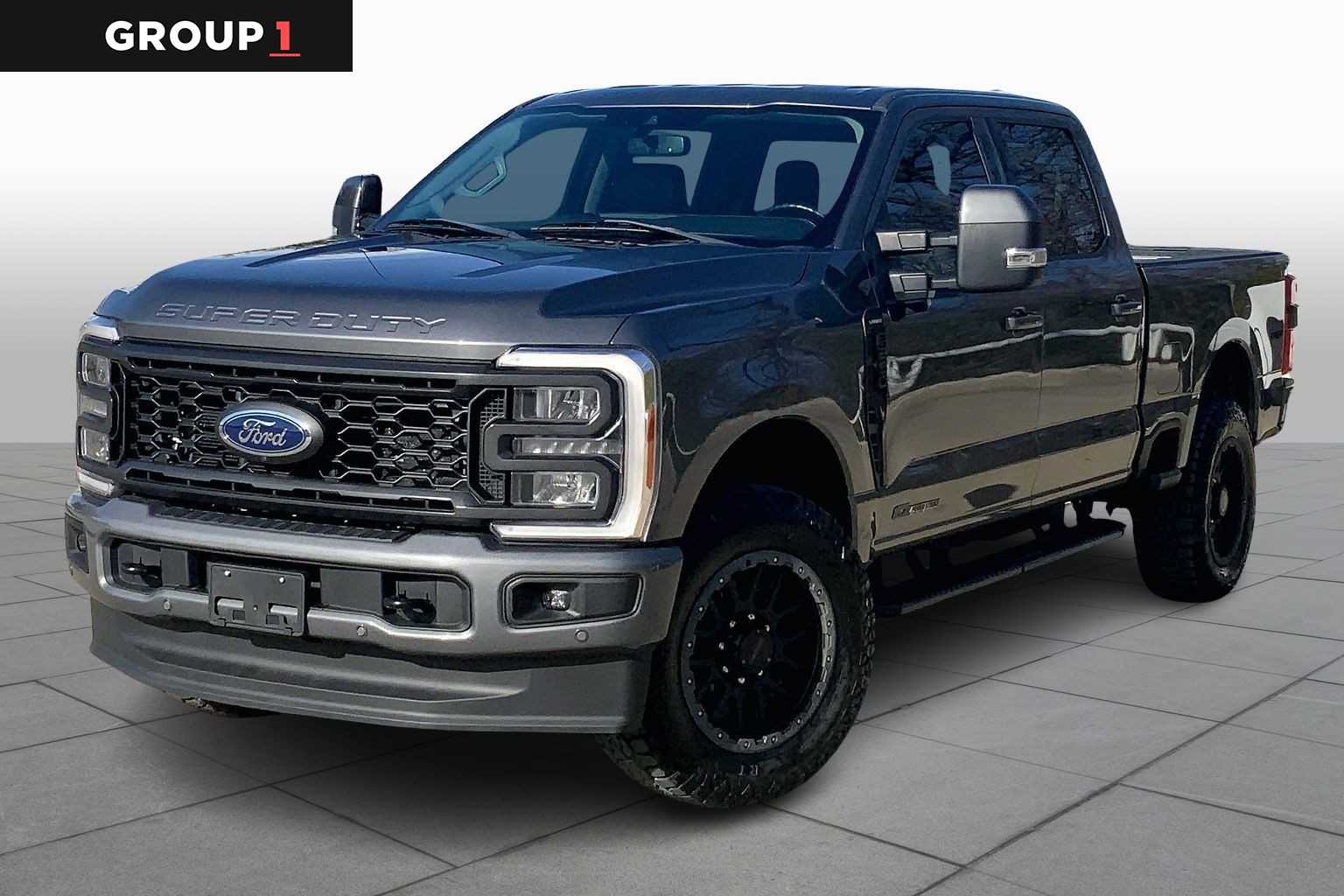 2023 Ford F-250 Super Duty Lariat Crew Cab 4WD