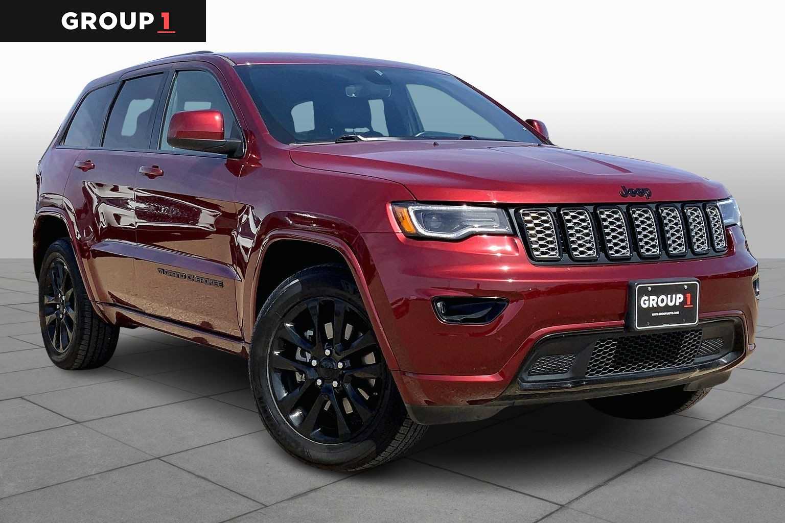 Velvet Red Pearlcoat 2022 Jeep Grand Cherokee SUV / Crossover Four-Wheel Drive 8-Speed Automatic