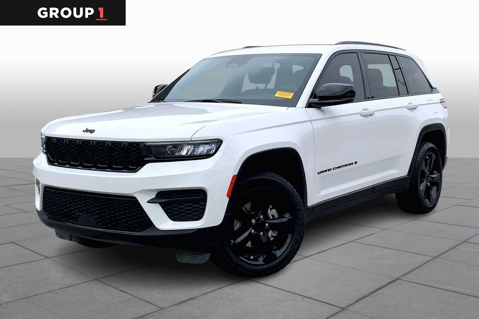 2023 Jeep Grand Cherokee Altitude 4WD