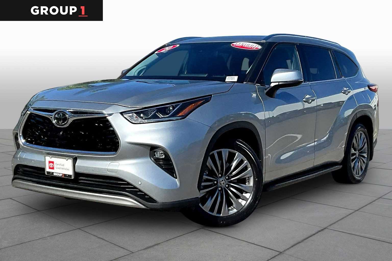 Celestial Silver Metallic 2020 Toyota Highlander Platinum AWD SUV / Crossover All-Wheel Drive 8-Speed Automatic