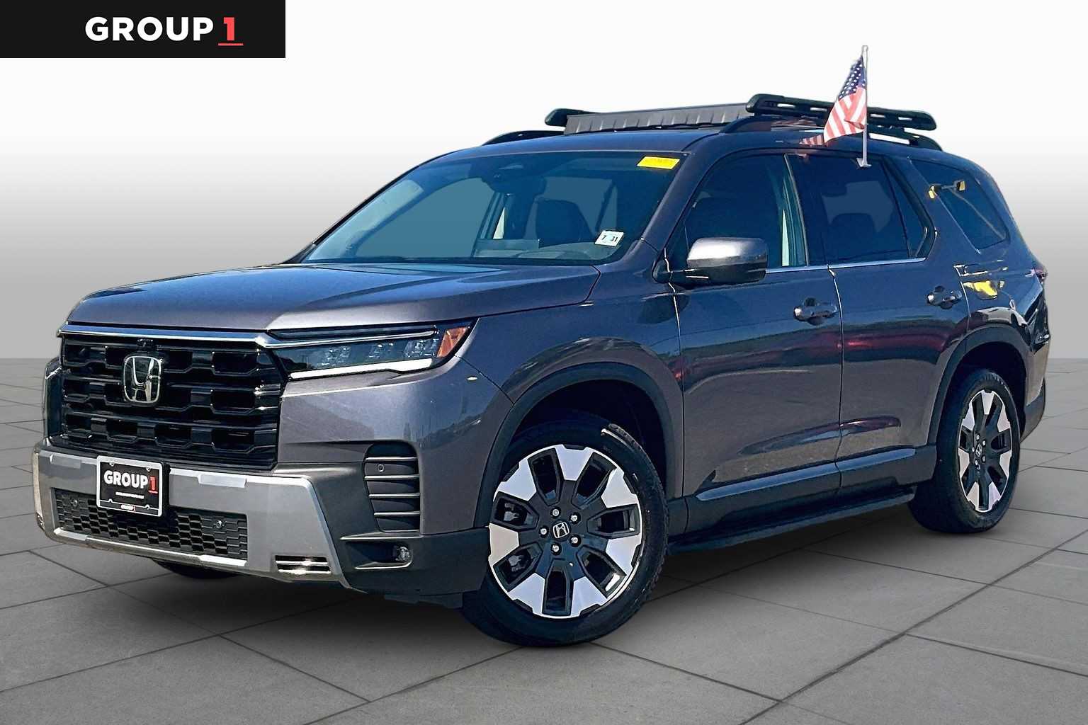 Gray (Modern Steel Metallic) 2026 Honda Pilot SUV / Crossover All-Wheel Drive Automatic