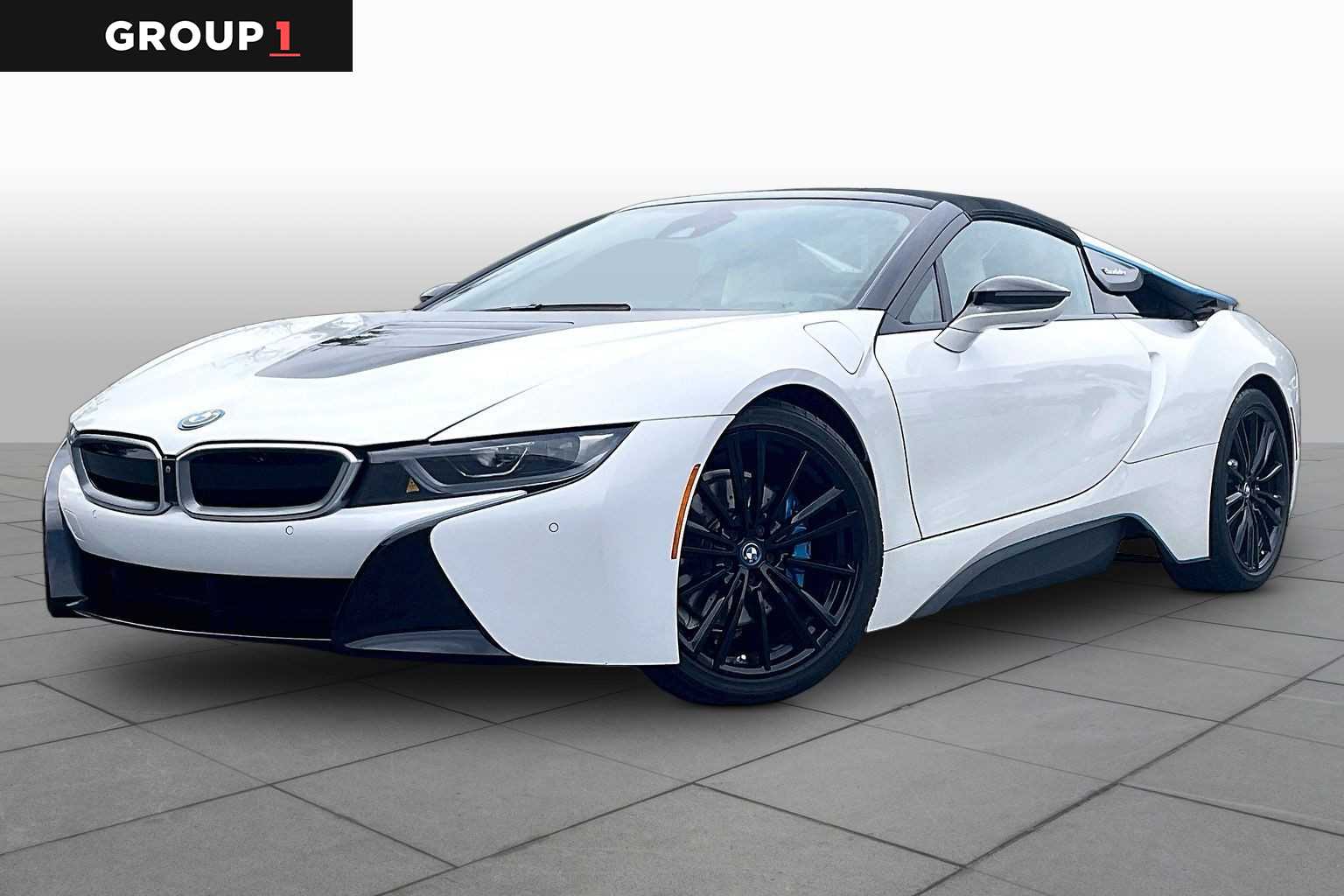 Crystal White Pearl Metallic w/Frozen Gray Accent 2019 BMW i8 Convertible All-Wheel Drive 6-Speed Automatic
