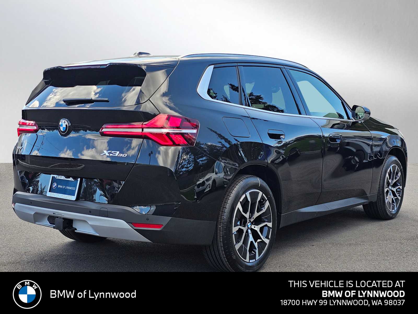 View vehicle photo 3