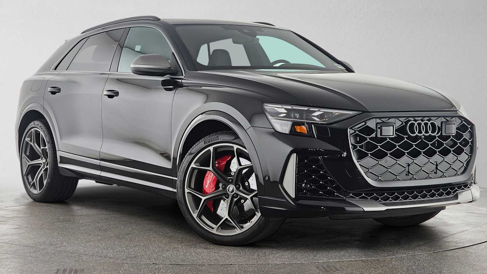  2025 Audi RS Q8 4.0T quattro Performance   