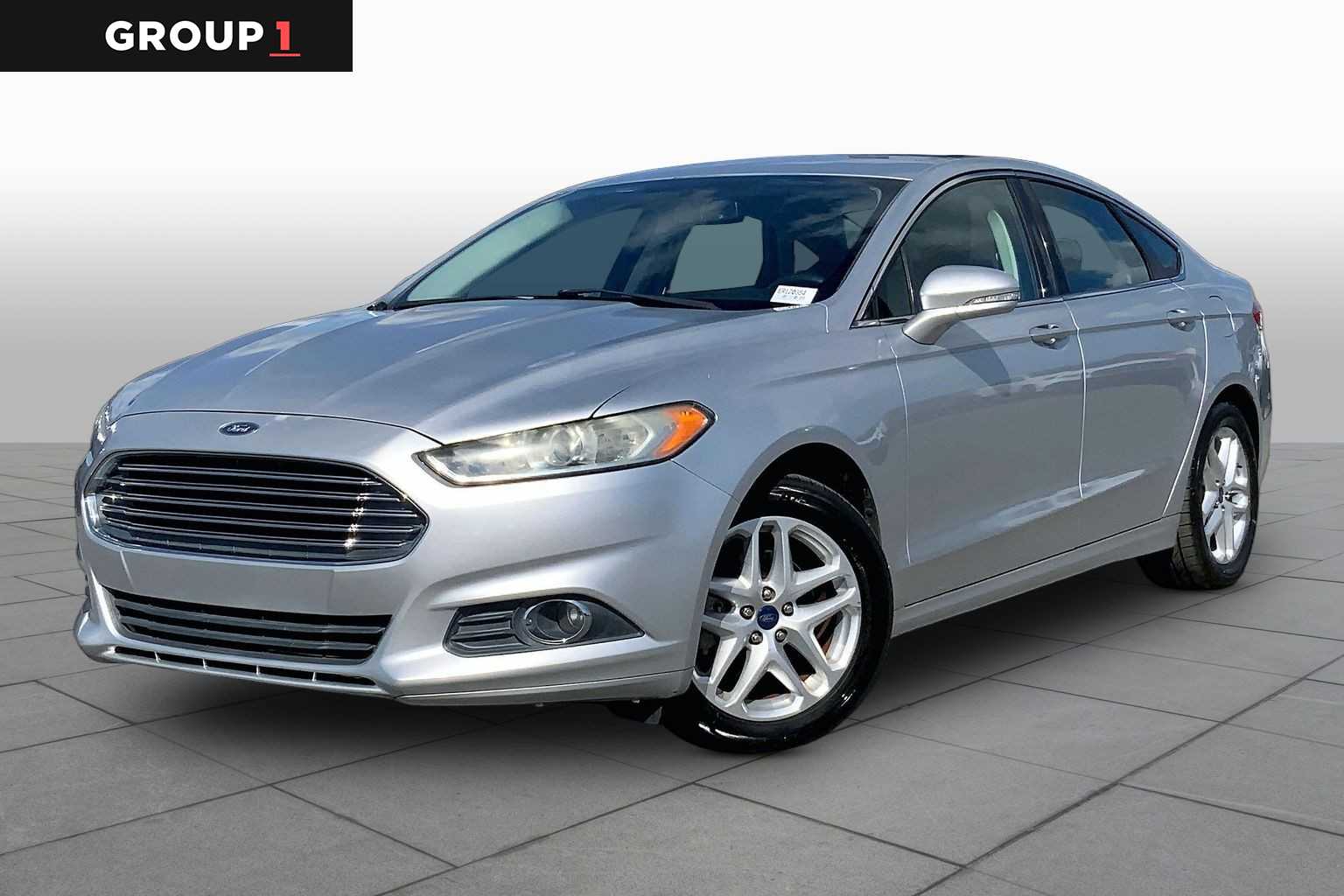 2014 Ford Fusion SE