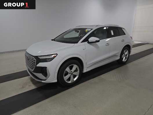 2024 Audi Q4 e-tron quattro Premium Plus 50