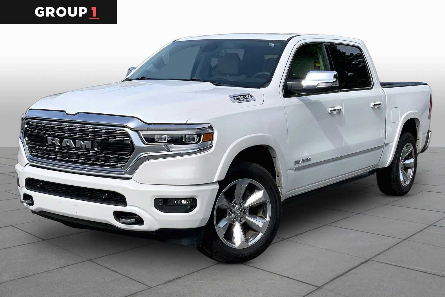 Ivory White Tri-Coat Pearlcoat 2020 RAM 1500 Limited Crew Cab 4WD Pickup Truck Four-Wheel Drive Automatic