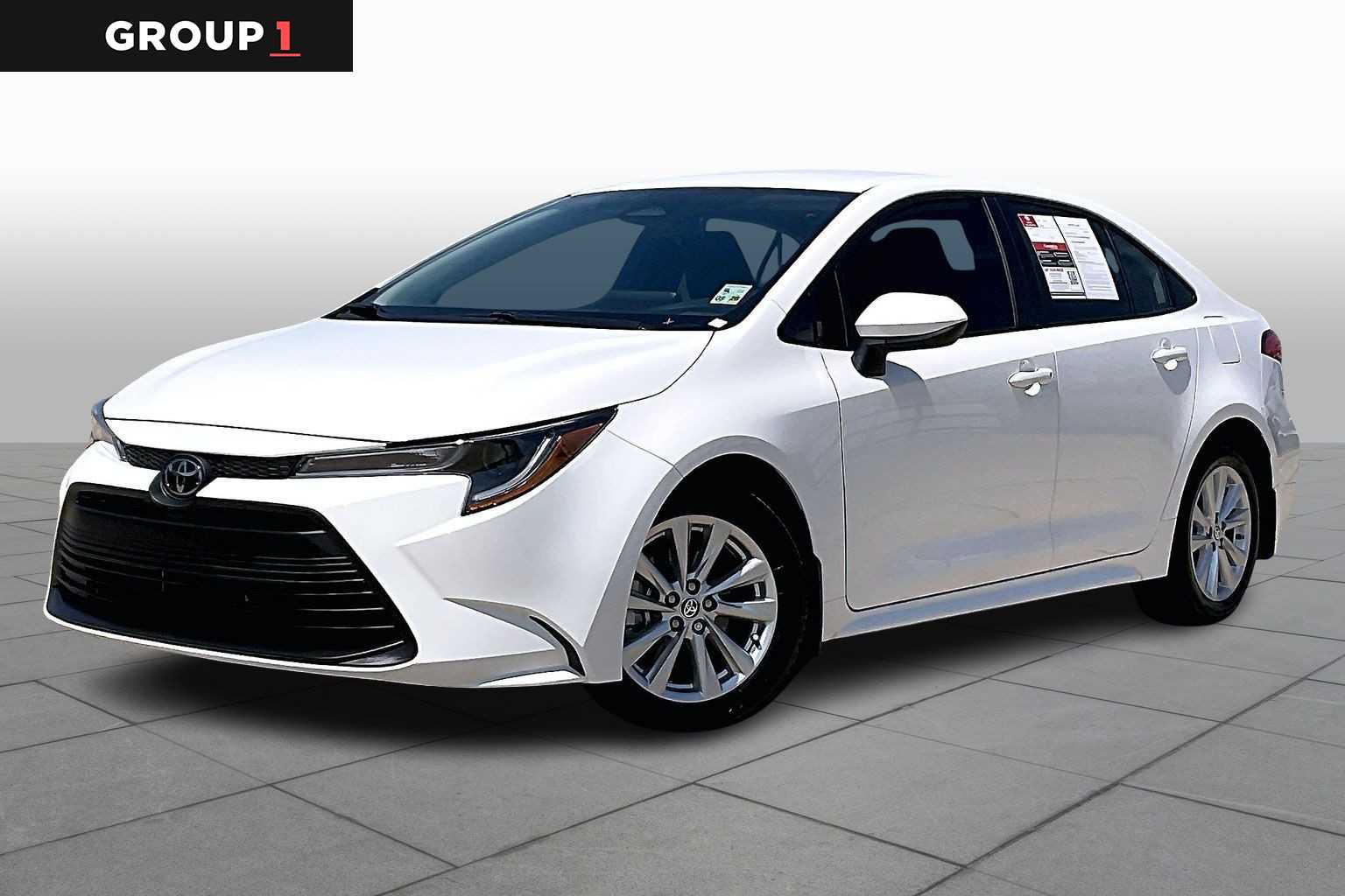 2025 Toyota Corolla LE FWD