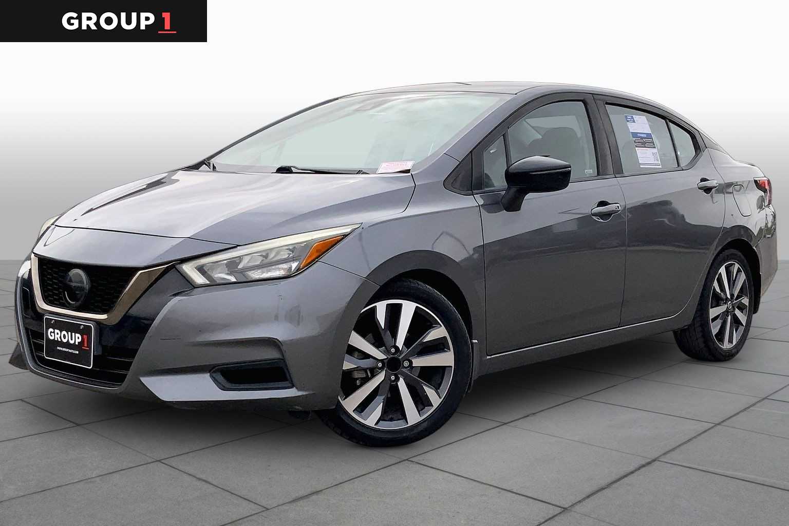 2020 Nissan Versa SR FWD