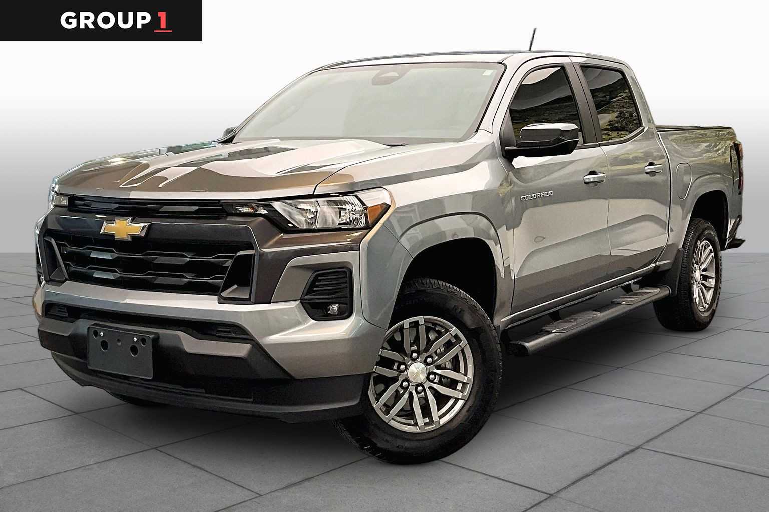 Sterling Gray Metallic 2023 Chevrolet Colorado Pickup Truck 4X2 8-Speed Automatic