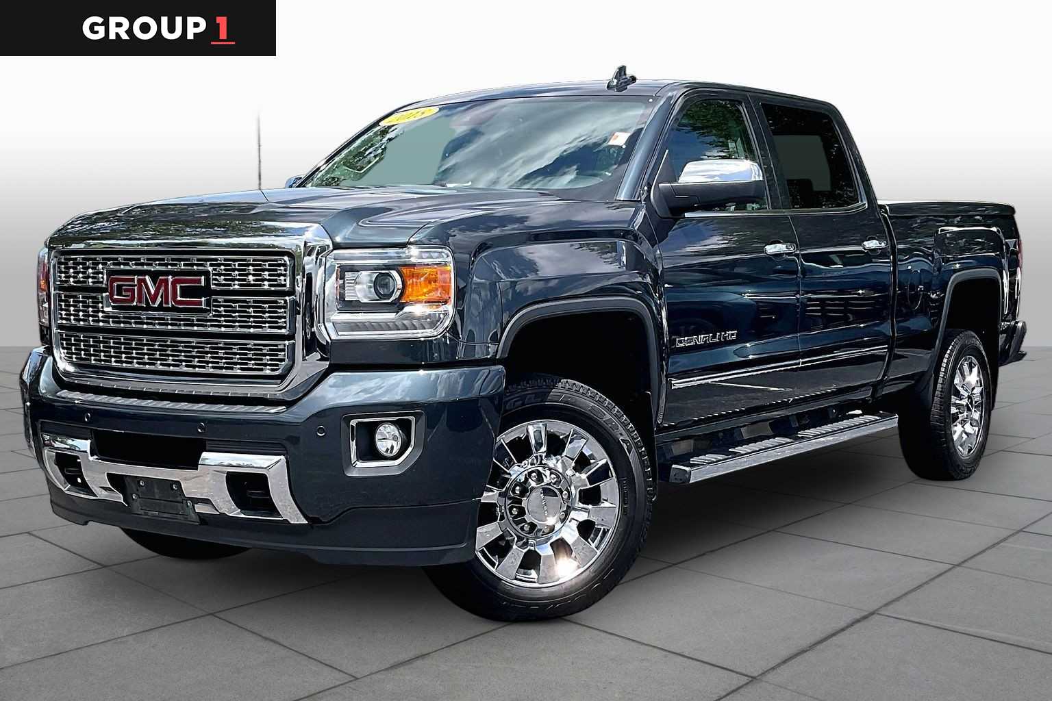 2018 GMC Sierra 4WD Crew Cab Standard Box Denali's photo