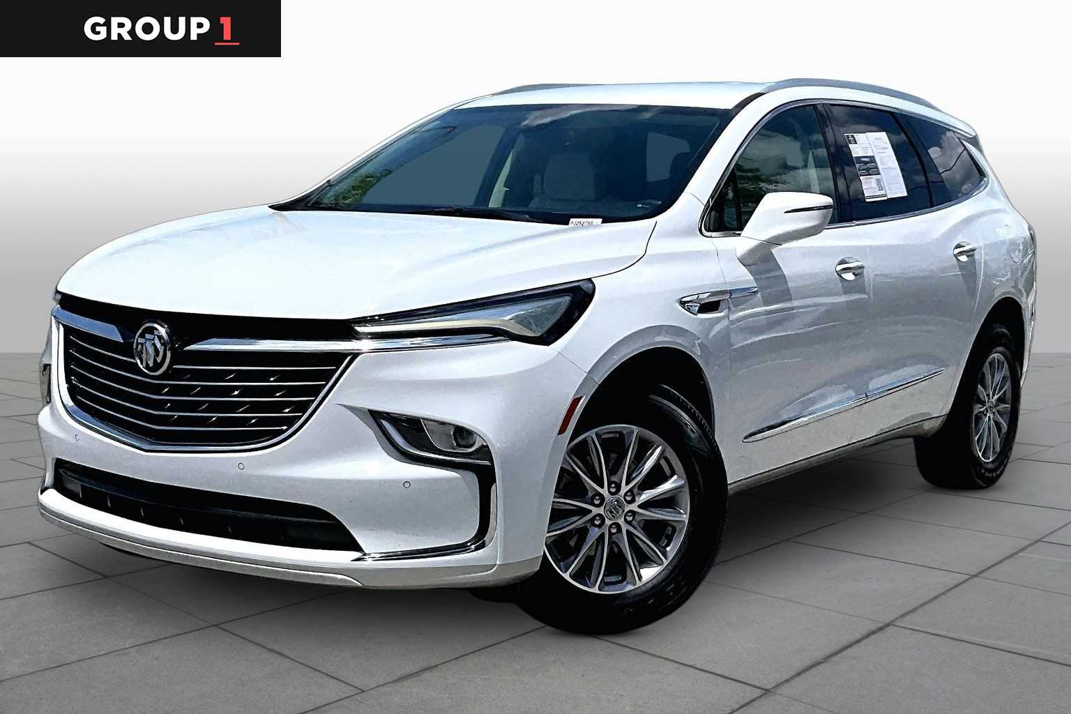 Pre-Owned 2023 Buick Enclave Essence