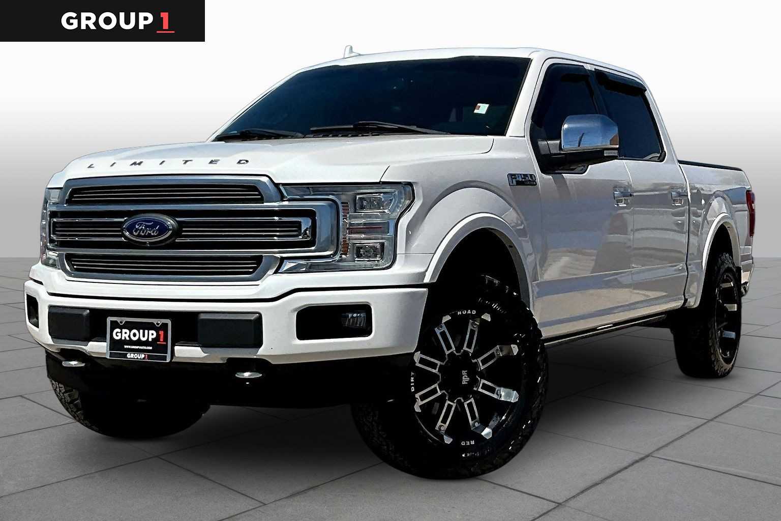White Platinum Metallic Tri-Coat 2018 Ford F-150 Limited SuperCrew 4WD Pickup Truck Four-Wheel Drive Automatic