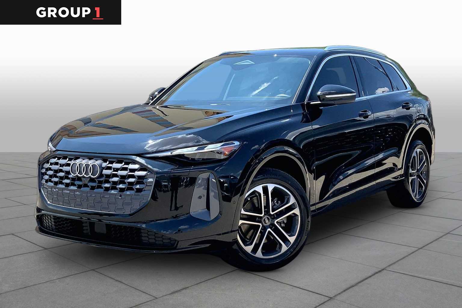 2025 Audi Q5 quattro Premium 40 TFSI