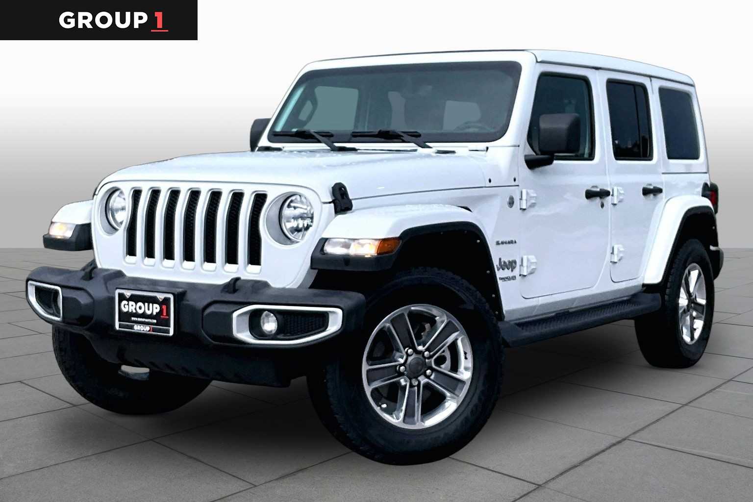 Bright White Clearcoat 2022 Jeep Wrangler SUV / Crossover Four-Wheel Drive Automatic