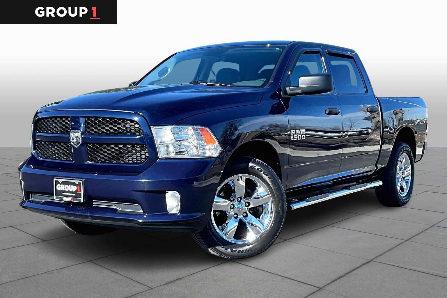 2017 RAM 1500 Express Crew Cab 4WD