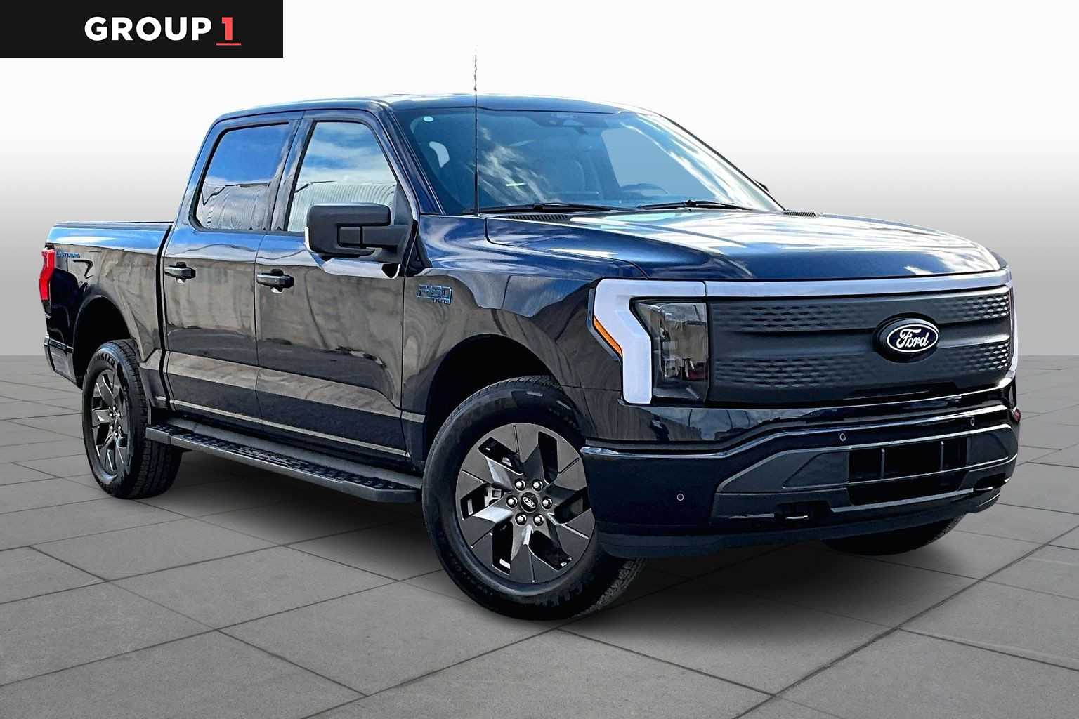 Antimatter Blue 2025 Ford F-150 Lightning Flash SuperCrew AWD Pickup Truck All-Wheel Drive 1-Speed Automatic