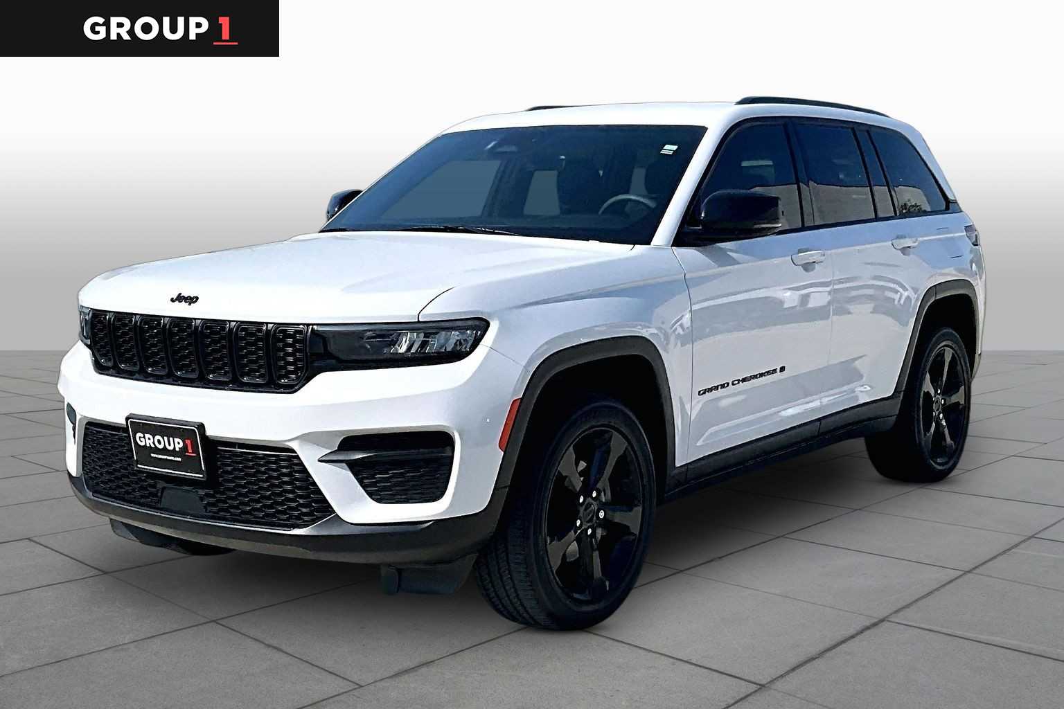 2023 Jeep Grand Cherokee Altitude Bright White Clearcoat at Tomball Chrysler Dodge Jeep Ram