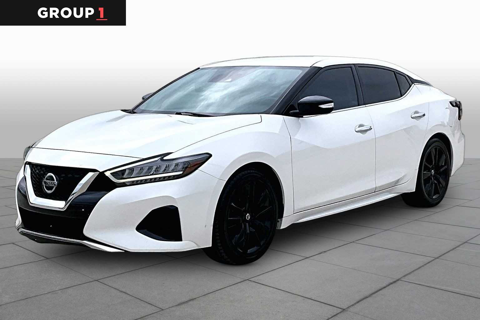 2022 Nissan Maxima SV Pearl White Tricoat at Auto Boutique Texas