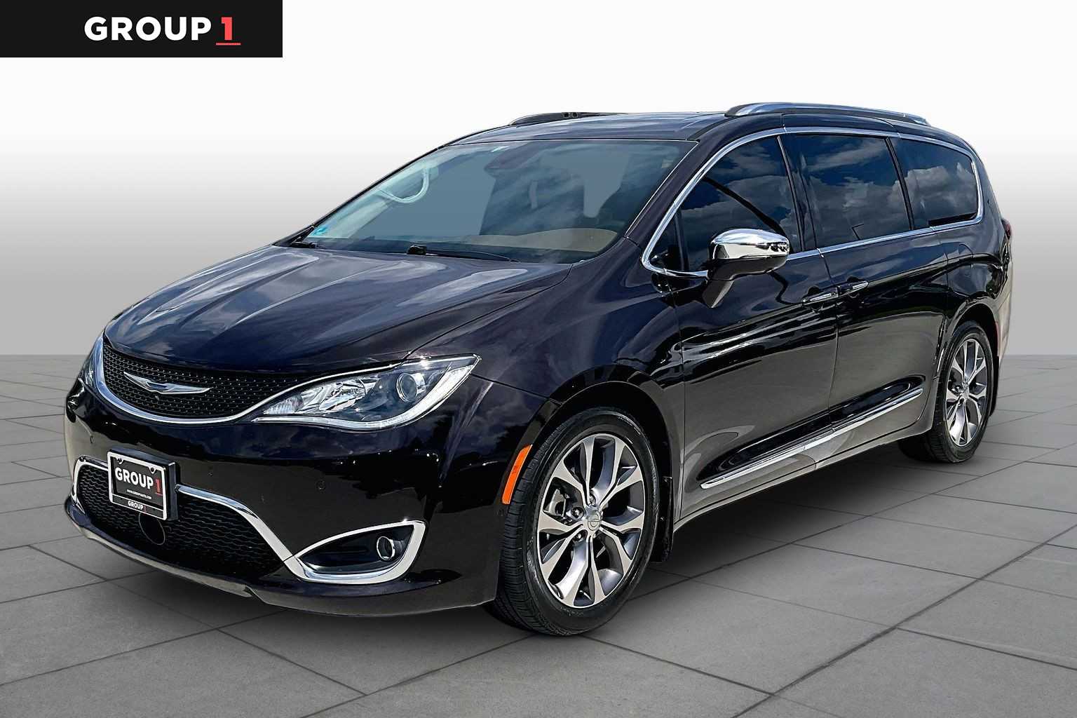 2017 Chrysler Pacifica Limited Dark Cordovan Pearlcoat at AutoNation USA Katy