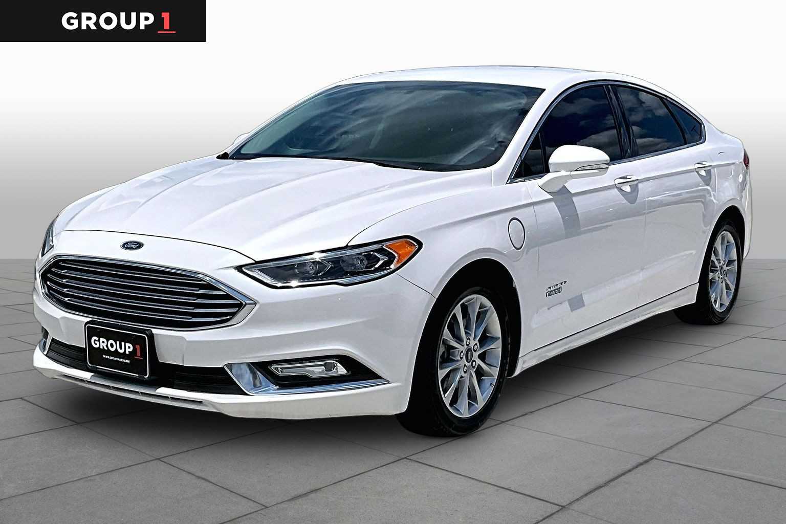 2017 Ford Fusion Energi Titanium - 0