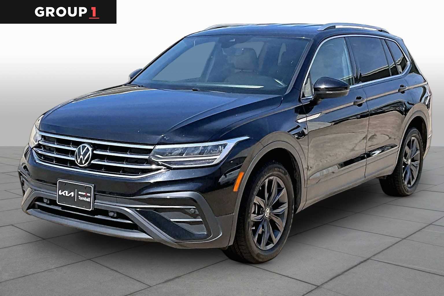 2023 Volkswagen Tiguan SE - 0