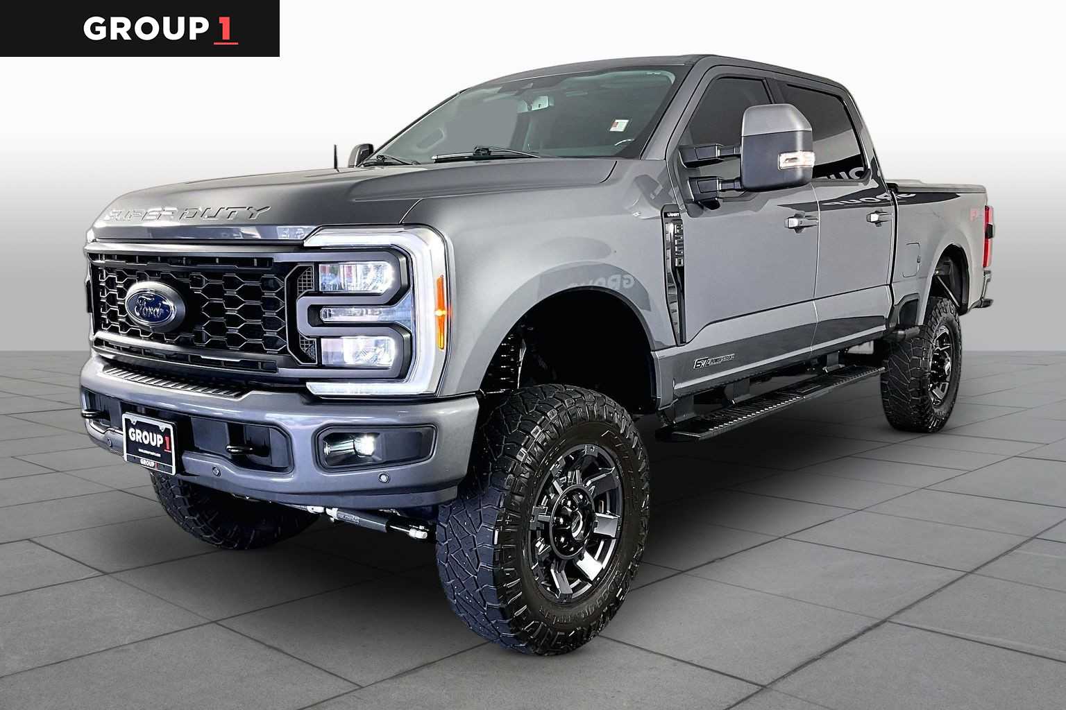 Carbonized Gray 2023 Ford F-250 Super Duty Pickup Truck Four-Wheel Drive Automatic