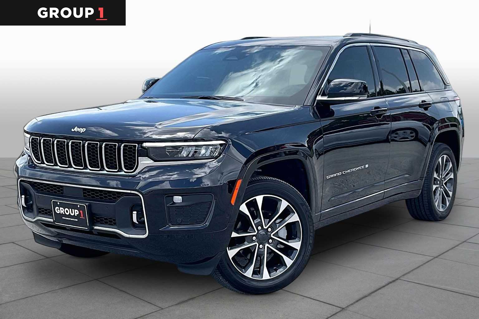 2024 Jeep Grand Cherokee Overland Diamond Black Crystal Pearlcoat at Beck & Masten Kia