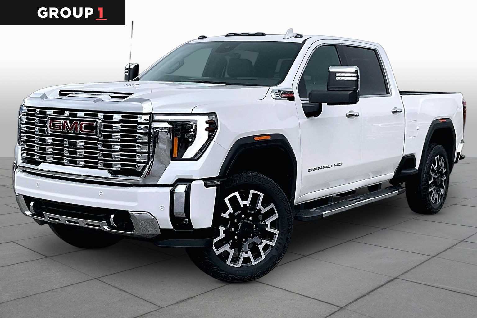 2024 GMC Sierra 2500HD Denali White Frost Tricoat at Group 1 GMC Buick South