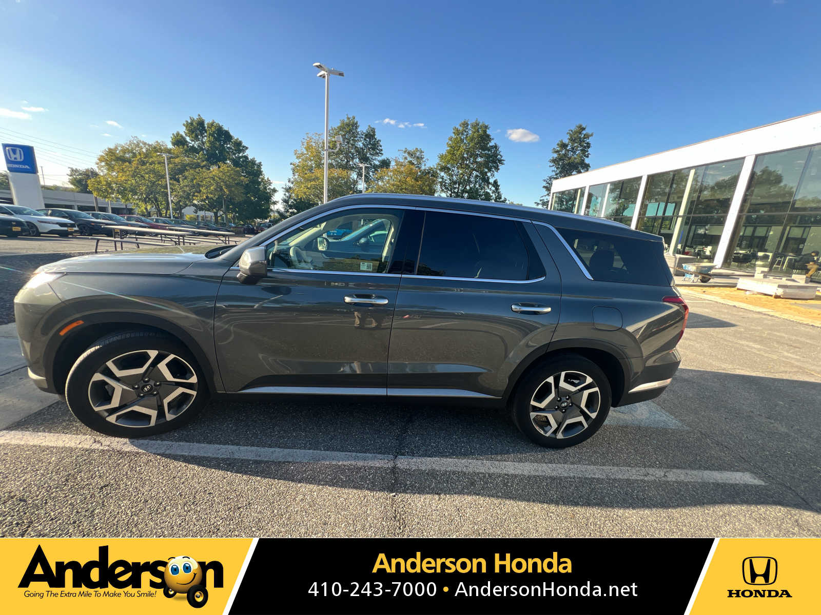 Gray (Steel Graphite) 2024 Hyundai Palisade SUV / Crossover All-Wheel Drive 8-Speed Automatic