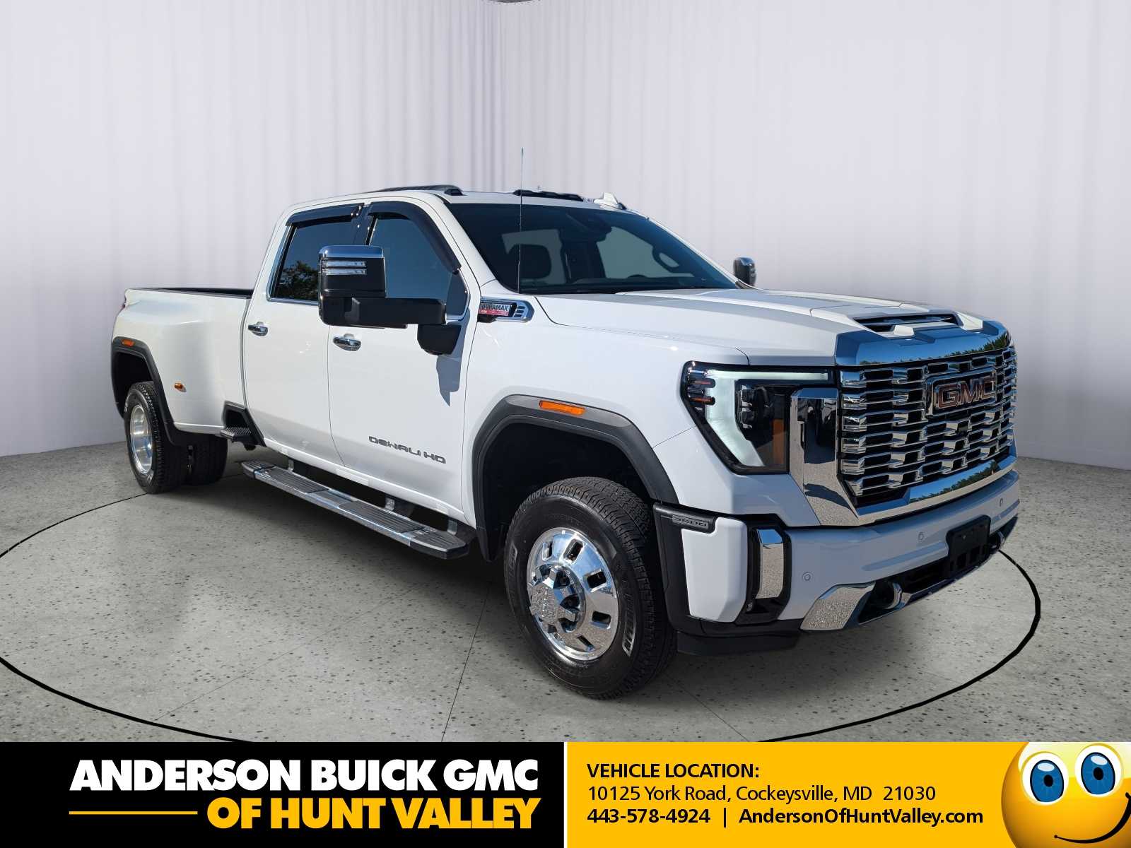Summit White 2026 GMC Sierra 3500HD Pickup Truck Four-Wheel Drive Automatic