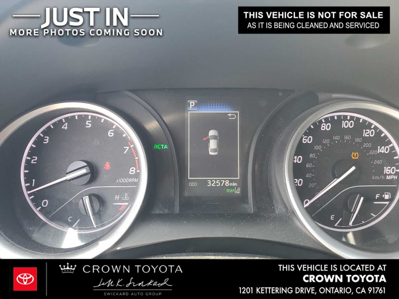 View vehicle photo 5